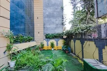 Fabhotel Singh Suite