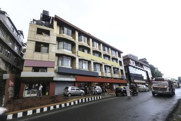 酒店 Golden Peak By Oyo