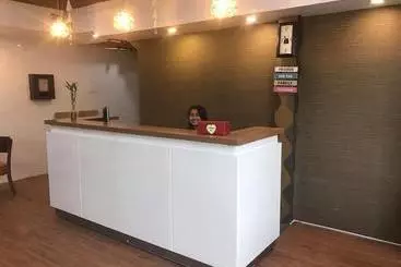 ホテル 7 Days Inn