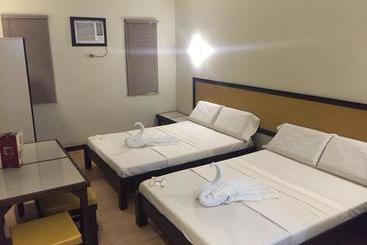 Hotel Asiatel Las Pinas