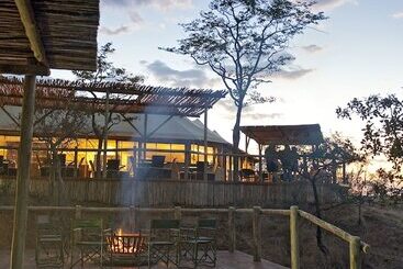 هتل The Elephant Camp