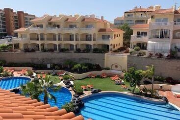 Michelangelo Resort Apartments