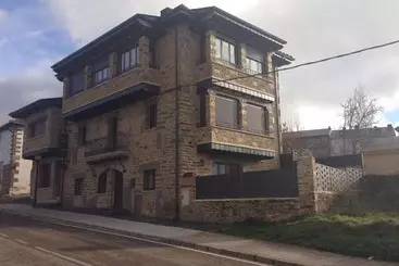 ツーリストアパートメント Apartamentos Dos Infantas