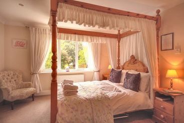 Bed and Breakfast Chimneys