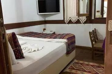 Avcıoğlu Konak Otel