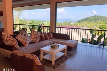 ホテル Nankanok Bungalow