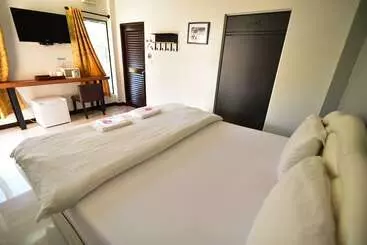 Hotel Bangrak Resort