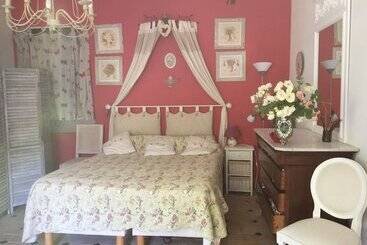 פנסיון Bastide De Valvérane