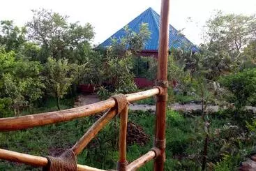 هتل Ancestors Lodge