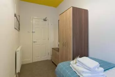 ペンション Townhouse @ West Avenue Crewe