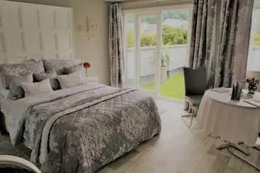 Morans Bed And Breakfast @ Lower Lodge