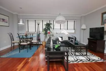 ツーリストアパートメント Renaissance Properties   21 & Chestnut