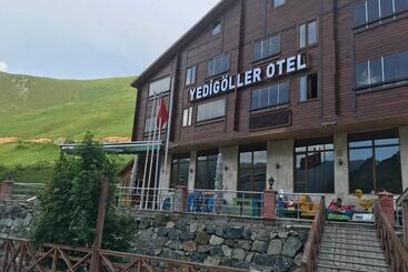 Yedigoller Hotel & Restaurant