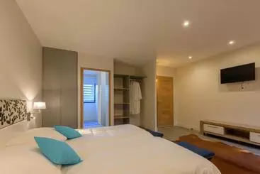 تختخواب و صبحانه Casa Mir