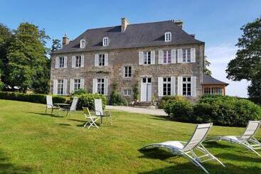 펜션 Les Chambres D Hôtes Du Manoir De Roz Maria