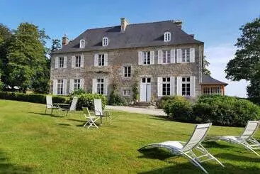 Majatalo Les Chambres D Hôtes Du Manoir De Roz Maria