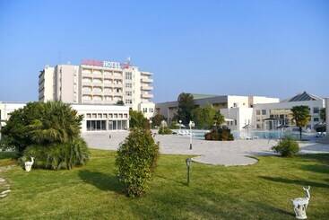 هتل Agiros Thermal Resort Spa