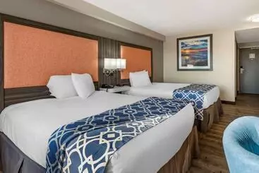 The Waves Hotel, Ascend Hotel Collection