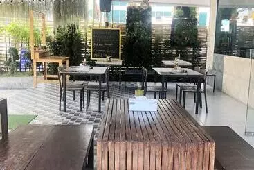 The Cubic Hotel Hostel