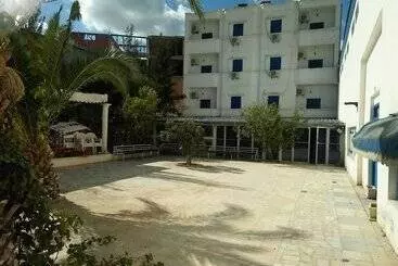 Hotel Hôtel Le V. Rocher