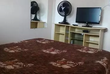 ホテル Pousada Leal