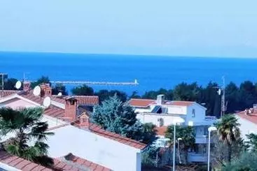 Apartaments turístics Apartments Radmila