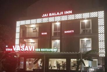 Hotel Capital O Sri Mahaveer Usha Vasavi & Co