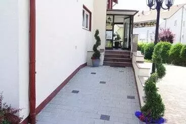 Casa Cristina  Kurpension Und Appartements