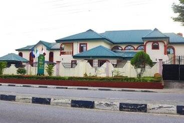 پانسیون The Noble Place