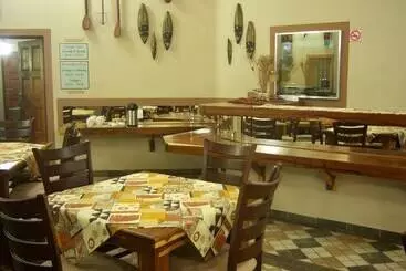 Pensione Madidinkwe Guest Villa