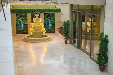 Huoneistohotelli Qaser Alsultan Hotel Suites