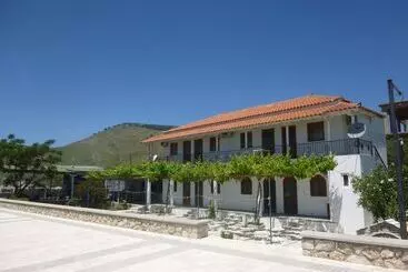 هتل Riviera