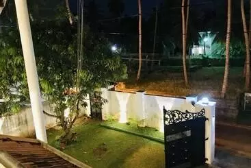 Pensiune Ama Villa Negombo