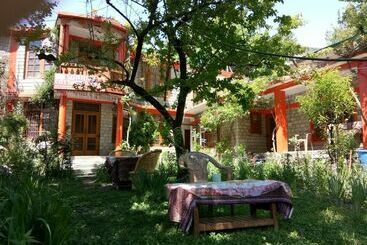 Bed and Breakfast Sunrise Cottage