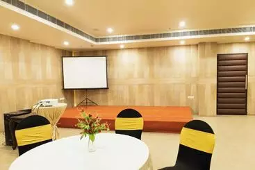 Hotel Prism  A Boutique