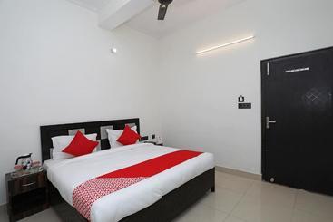 Hotell Alpine By Oyo Rooms