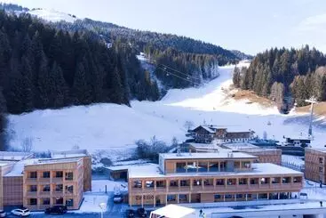 Hotel Tirol Lodge