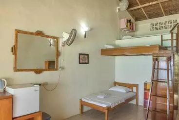 Otel Freddies Santai Sumurtiga