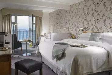 Inn Dunmore House