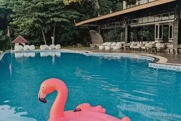 Hotelli Bintan Pearl Beach Resort