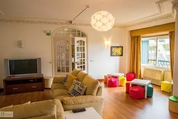 Help Yourself Hostels  Carcavelos Coast