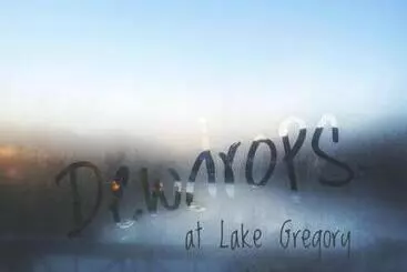 ホテル Dewdrops At Lake Gregory