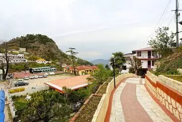 Hotel Super Collection O Pioneer