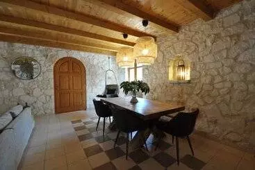 آپارتمان‌های توریست‌ها Jootiq Villas
