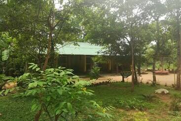 فندق Sigiri La Veranda Lodge