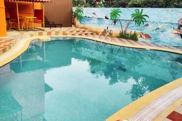 Hotell Hill Forest Resort Lonavala