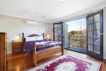 דירות לתיירים River Verse On The Ovens