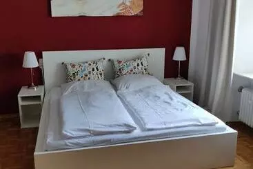 Hotelli Gästehaus Der Abtei Sayn