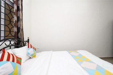 ツーリストアパートメント Kamal Kunj By Oyo Rooms