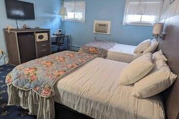 Отель Bennington Motor Inn